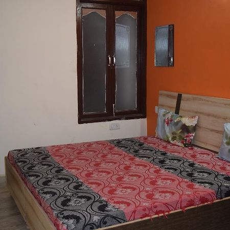 Hotel Diamond Heritage Amritsar Pokoj fotografie