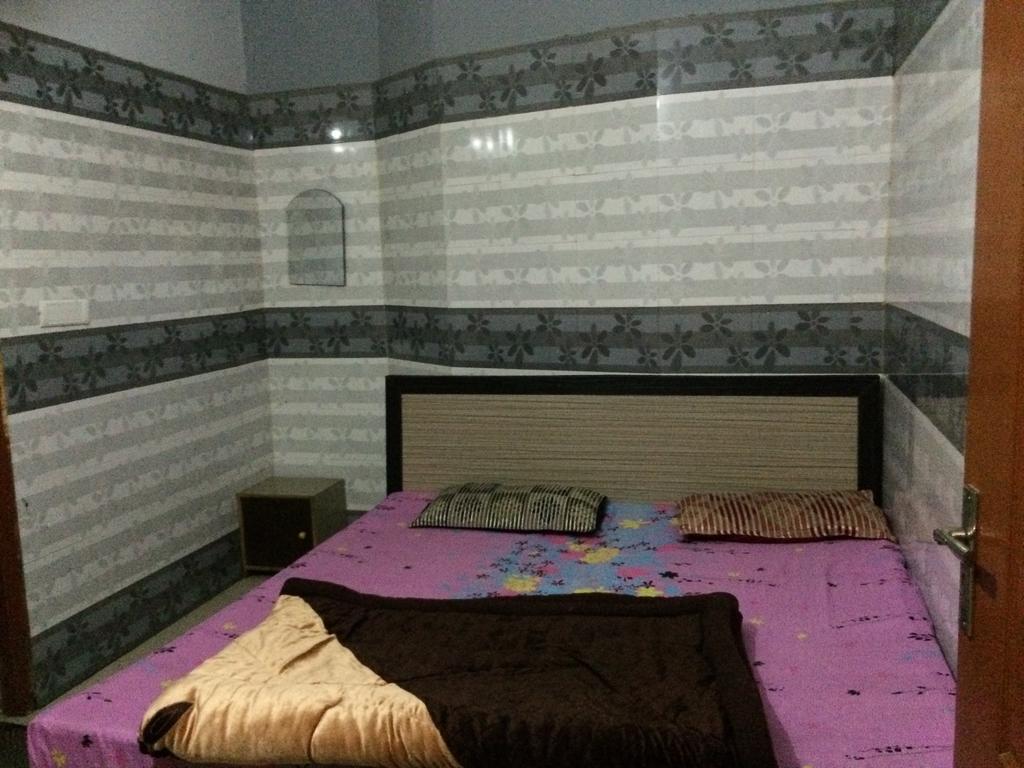 Hotel Diamond Heritage Amritsar Pokoj fotografie